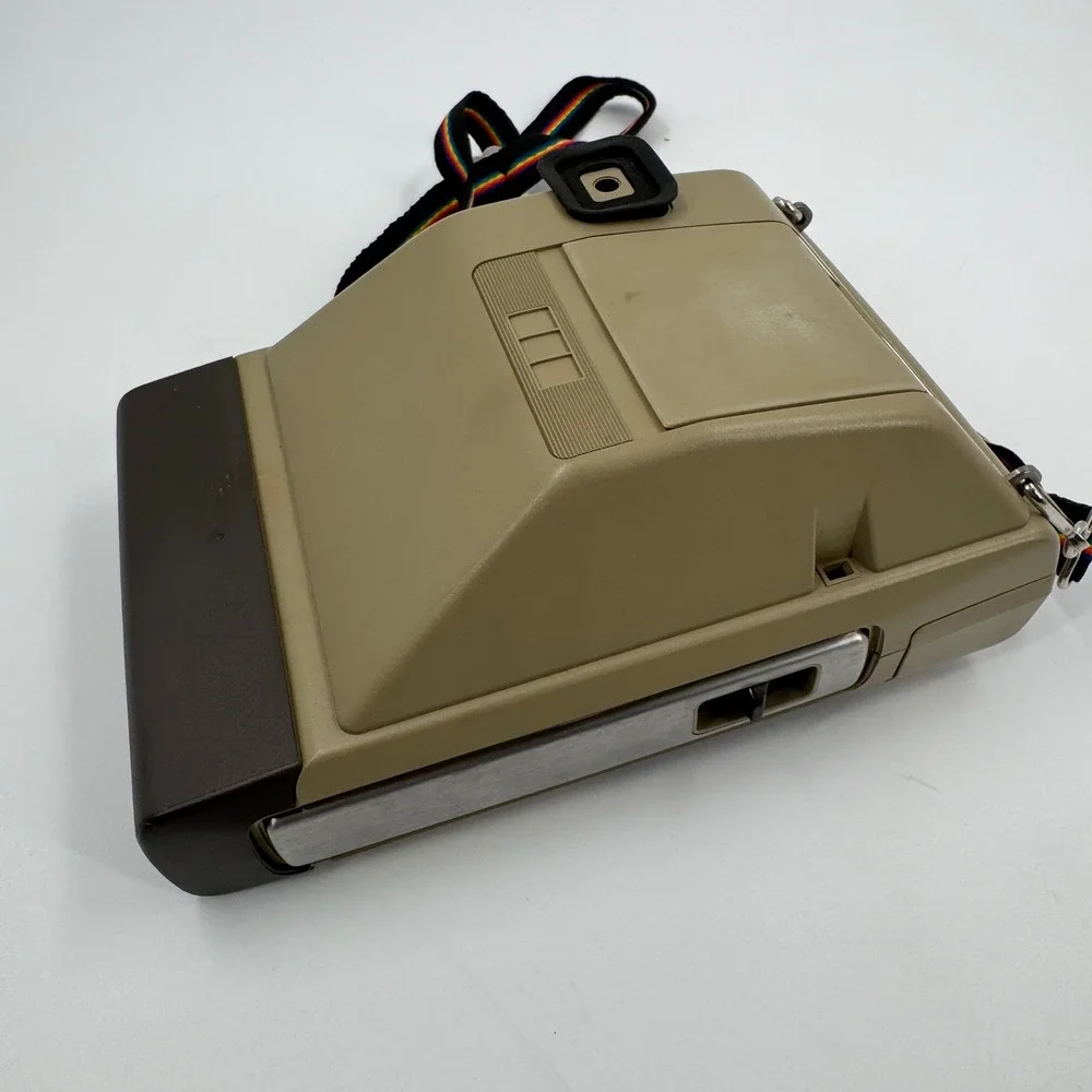 Kodak Partyflash Instant‎ Camera Vintage Tan Brown Made in USA Electronic Flash